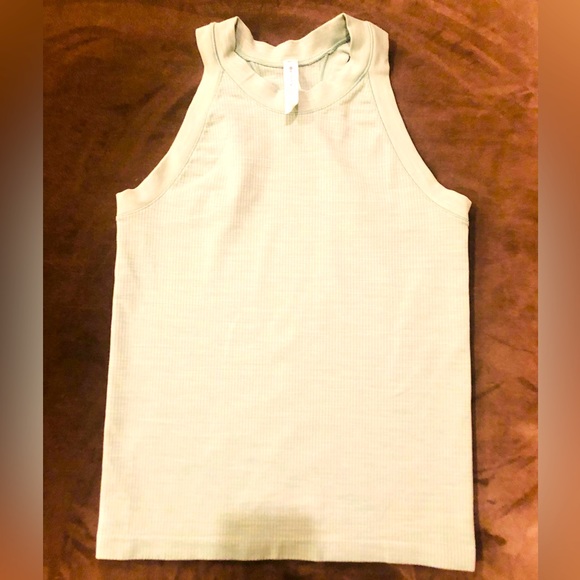 Mint Green Athleta Work Out Tank-Size Medium - Picture 2 of 3